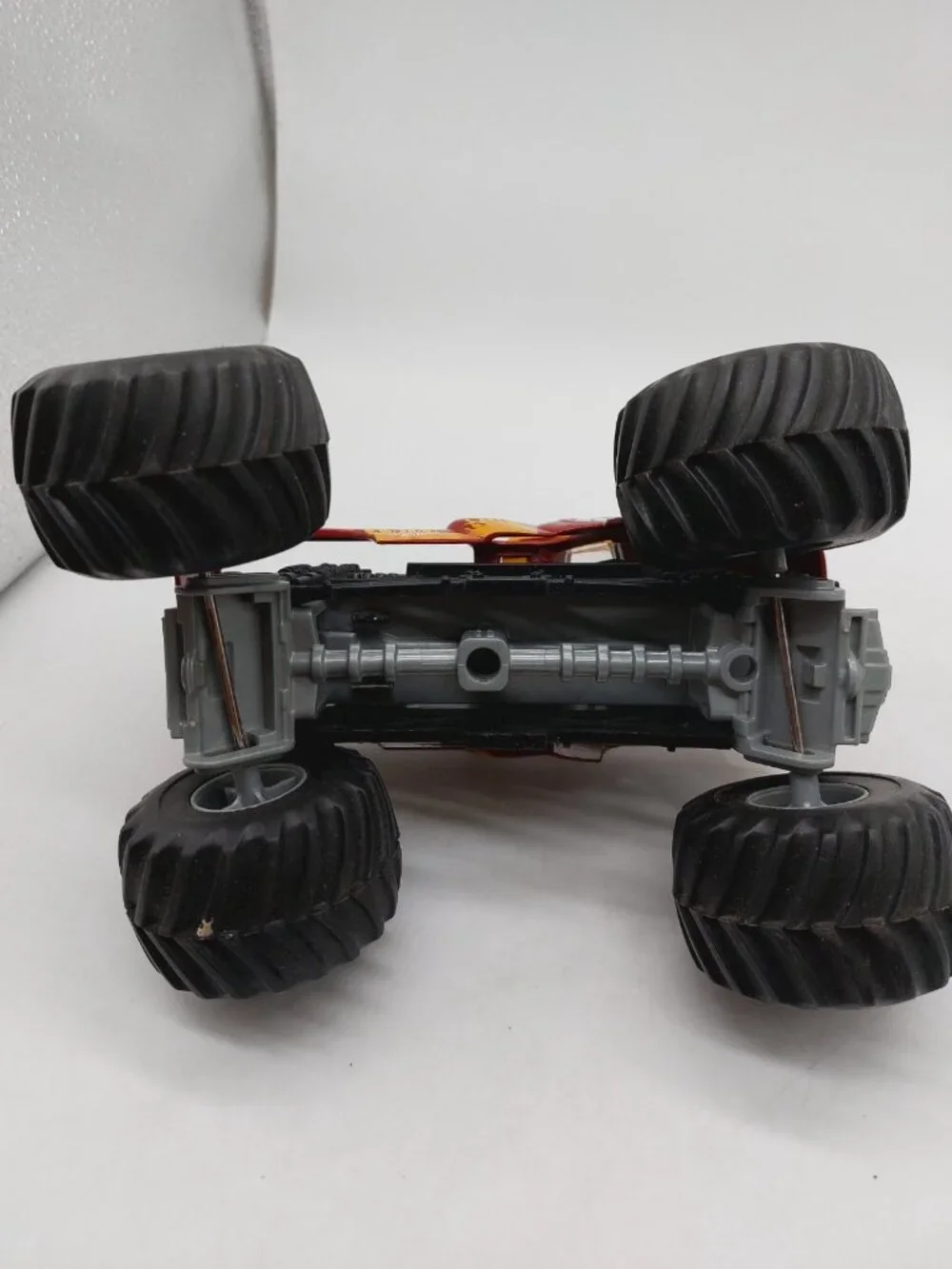 Hot Wheels Monster Jam El Toro Loco Bull Dark Red Yellow 1:64 Scale
